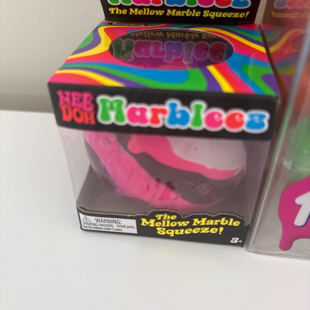 Very rare HTF Pink & purple Marbleez NeedOh. NEW. Same day ship